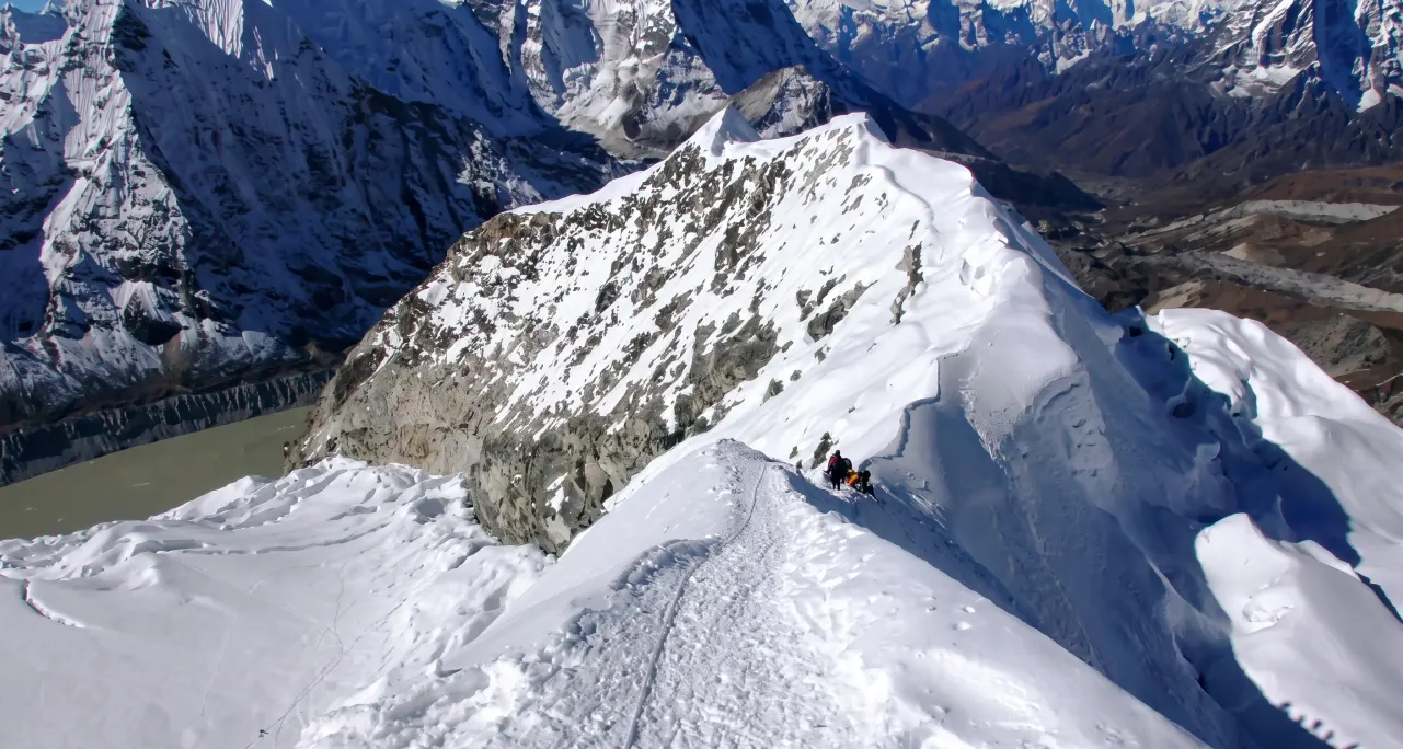 Blick vom Island-Peak Summit