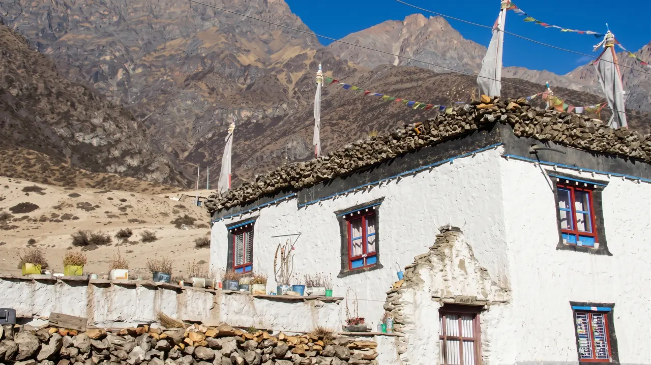 Kleine Lodge, Mustang-Trek