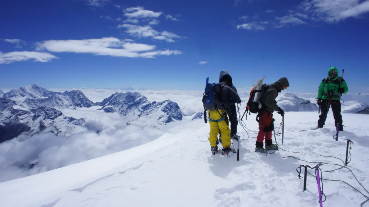 Summit Mera Peak