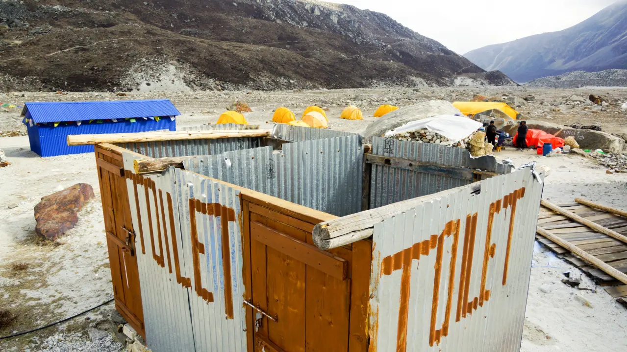 Badezimmer im Camp :-) Makalu-Baruntse Trekking