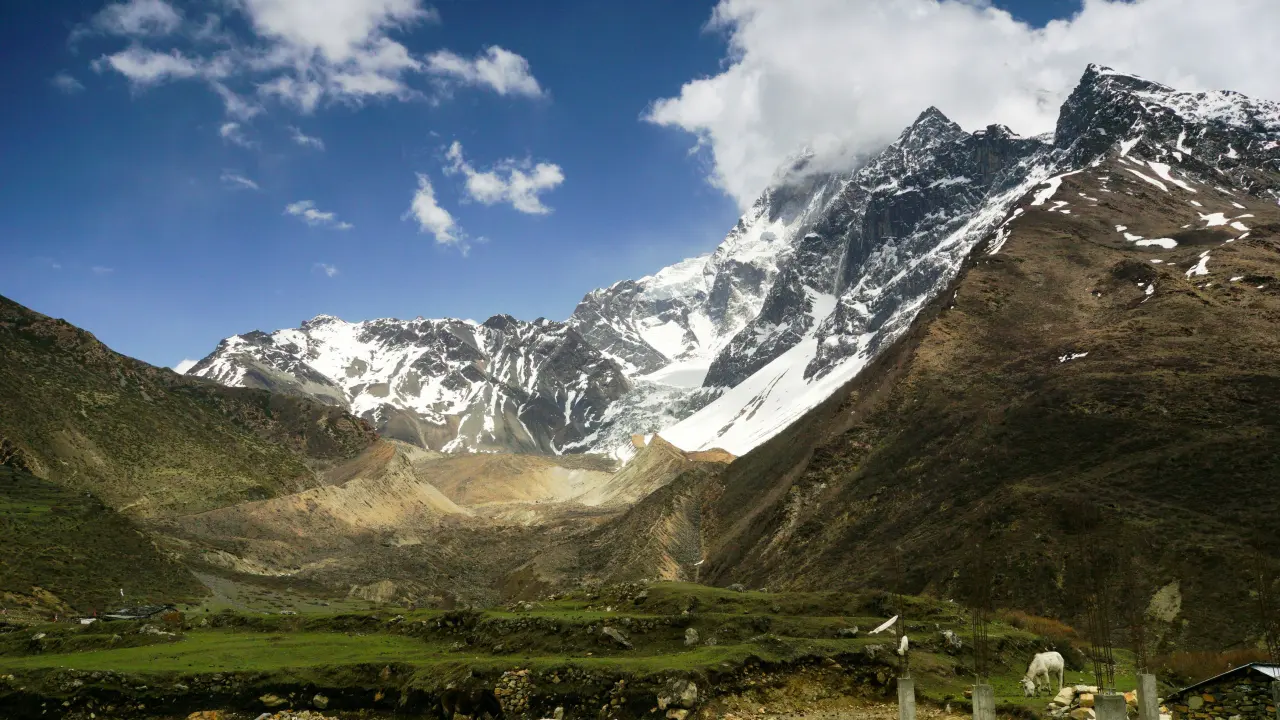 Manaslu Trekking