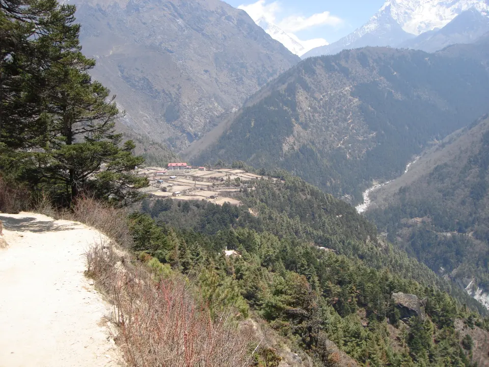 Kurz vor Thengboche