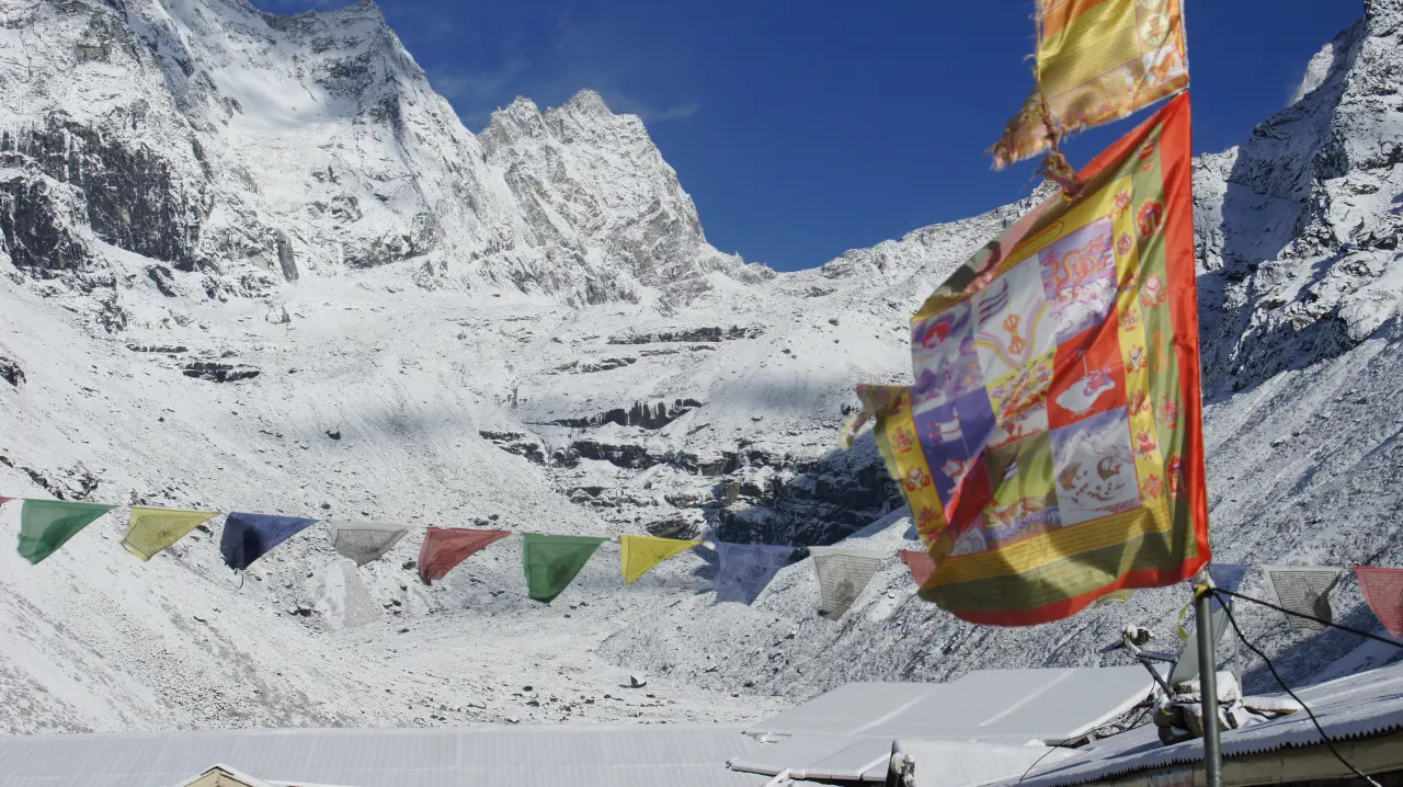 Everest Trekking Machermo
